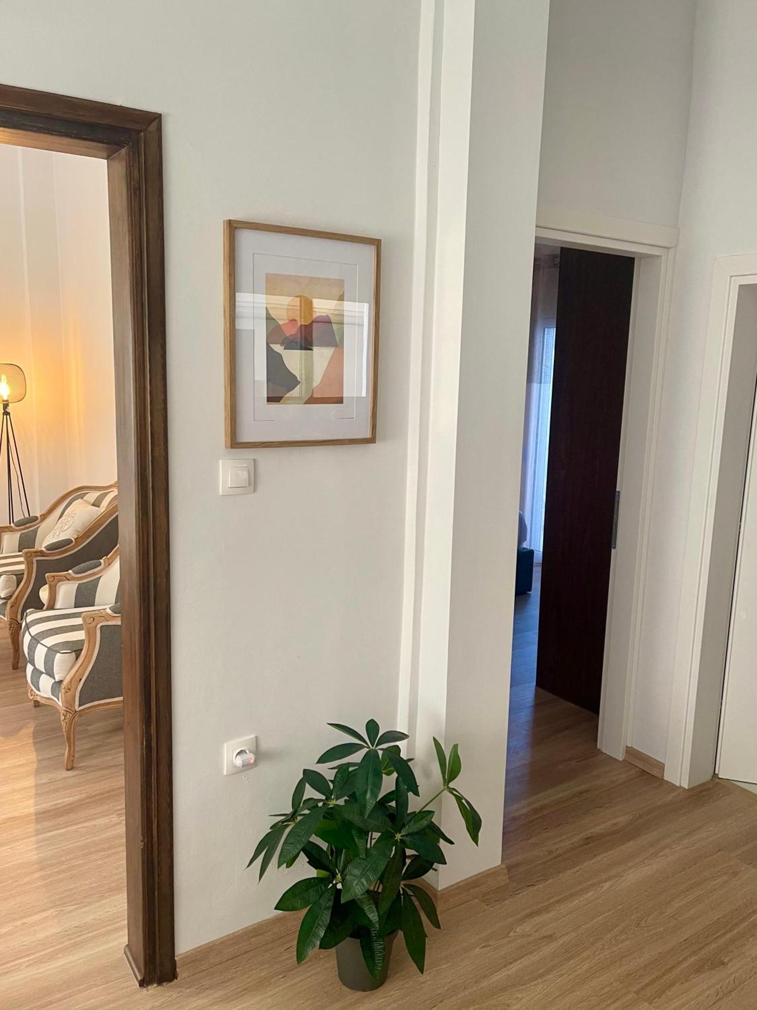 Stella'S Petite Boite Apartment Rafína Екстериор снимка
