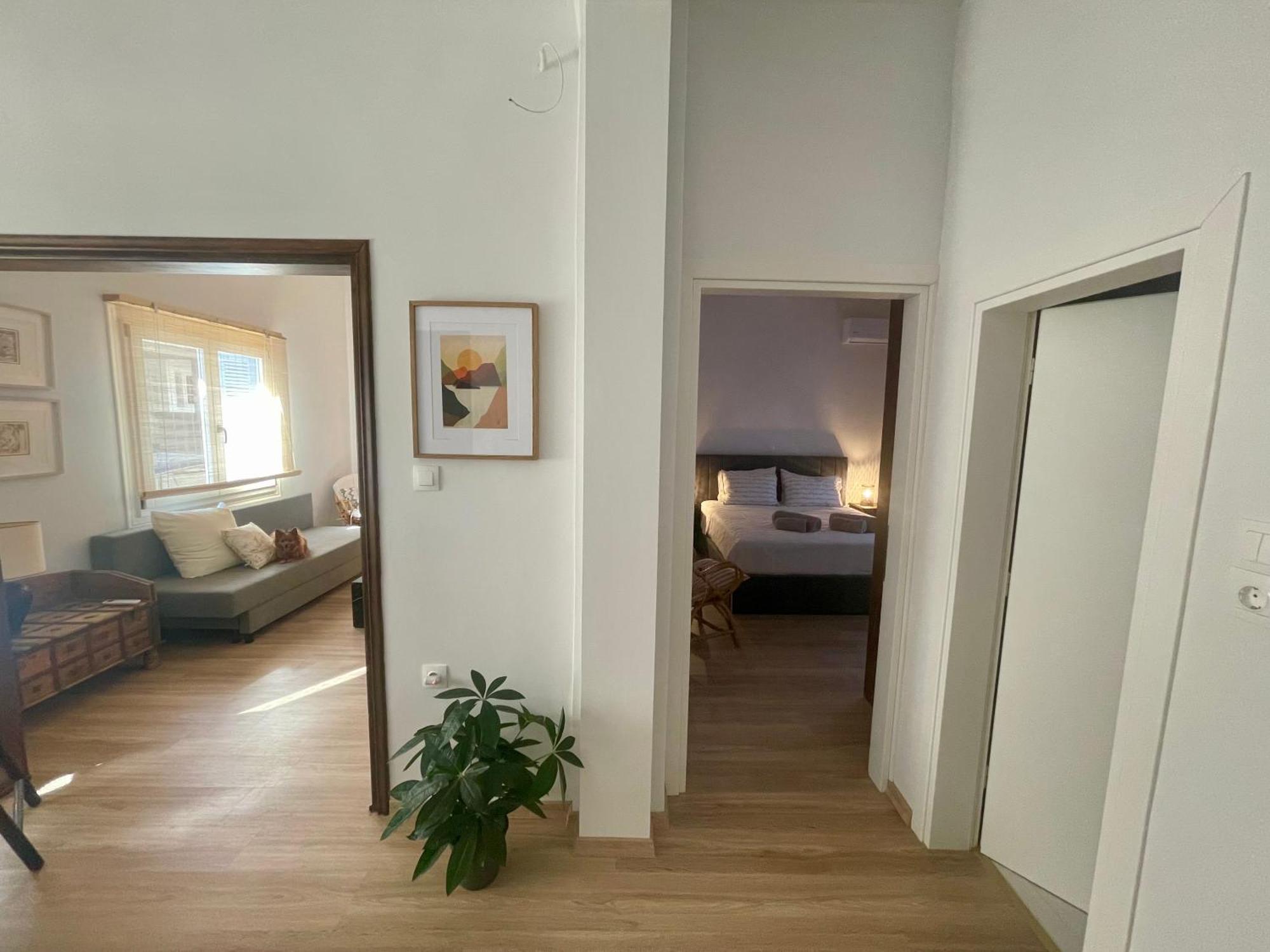 Stella'S Petite Boite Apartment Rafína Екстериор снимка