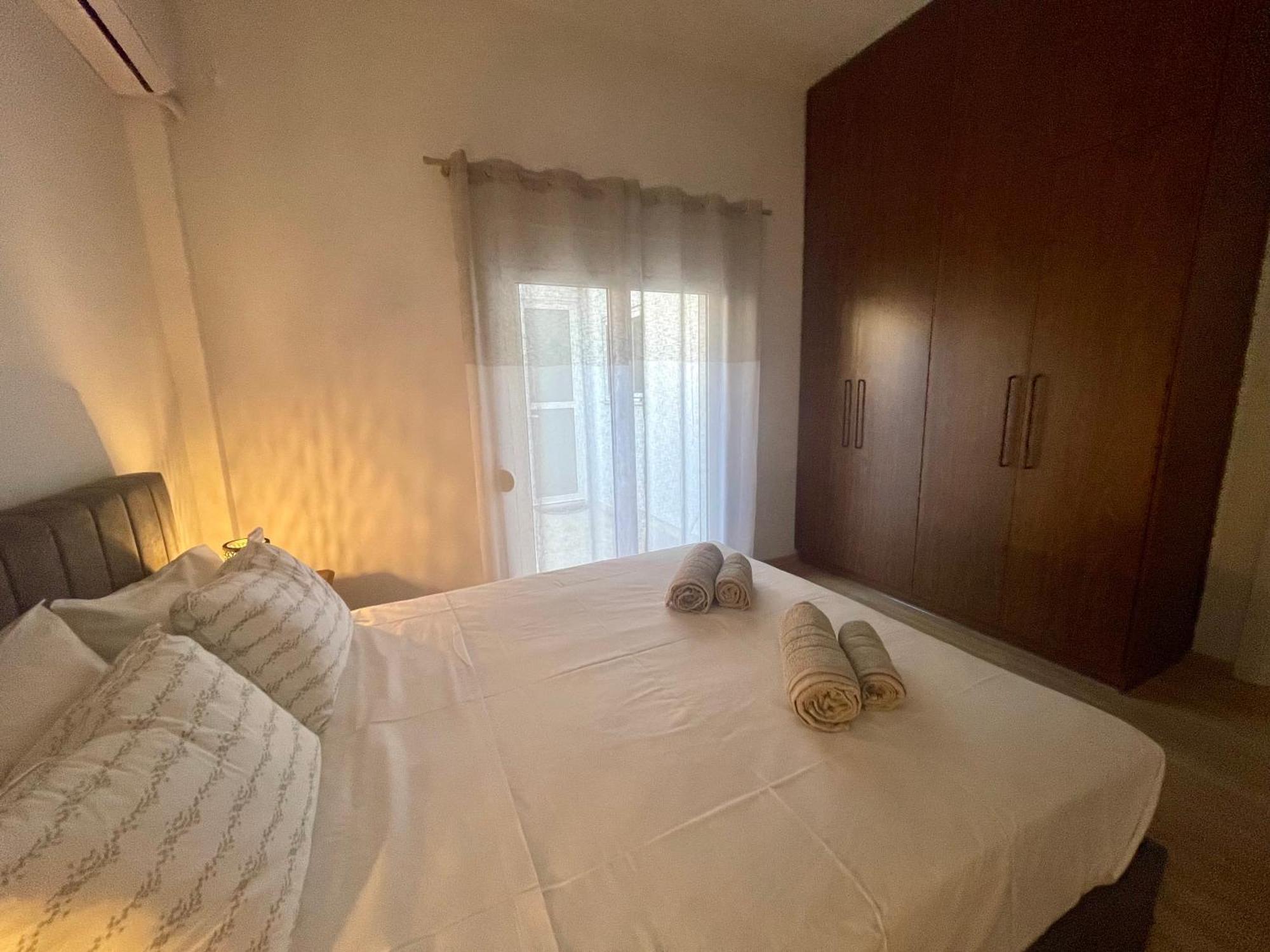 Stella'S Petite Boite Apartment Rafína Екстериор снимка