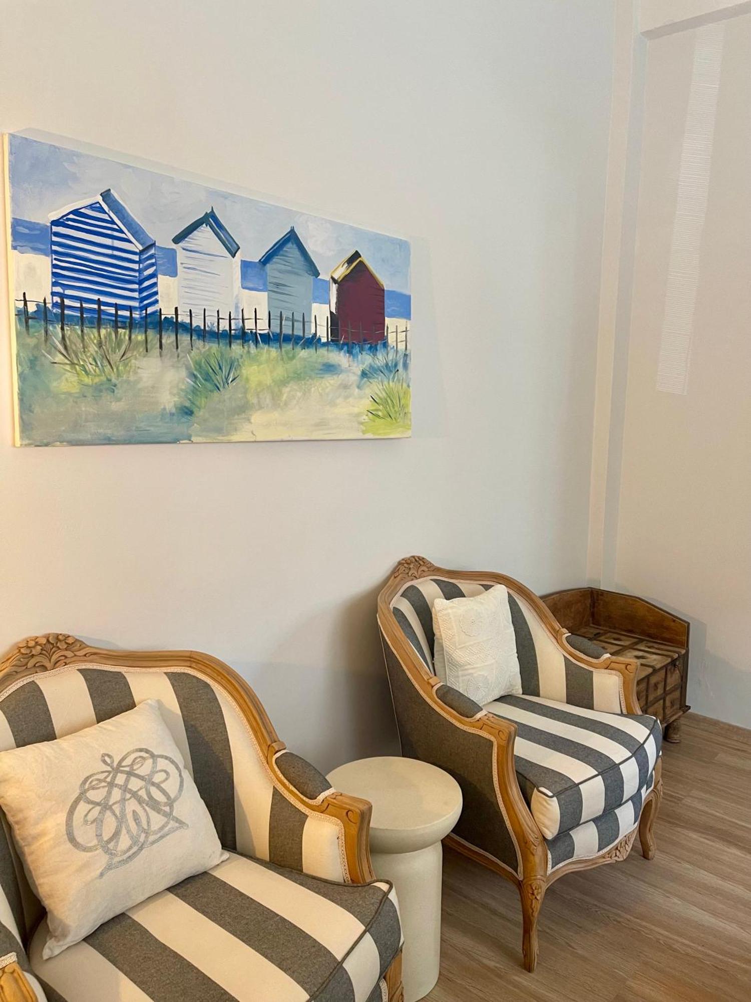 Stella'S Petite Boite Apartment Rafína Екстериор снимка