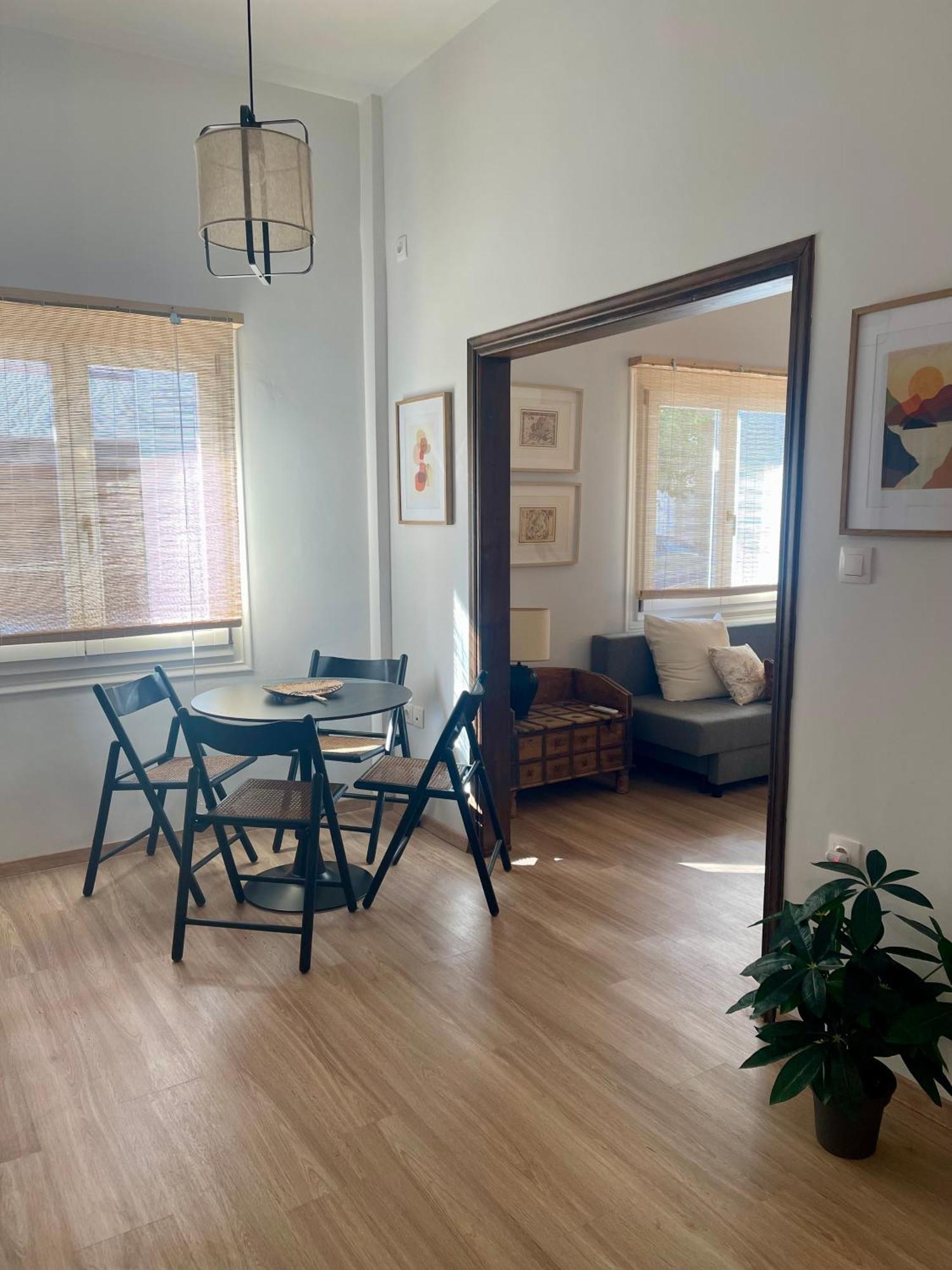 Stella'S Petite Boite Apartment Rafína Екстериор снимка