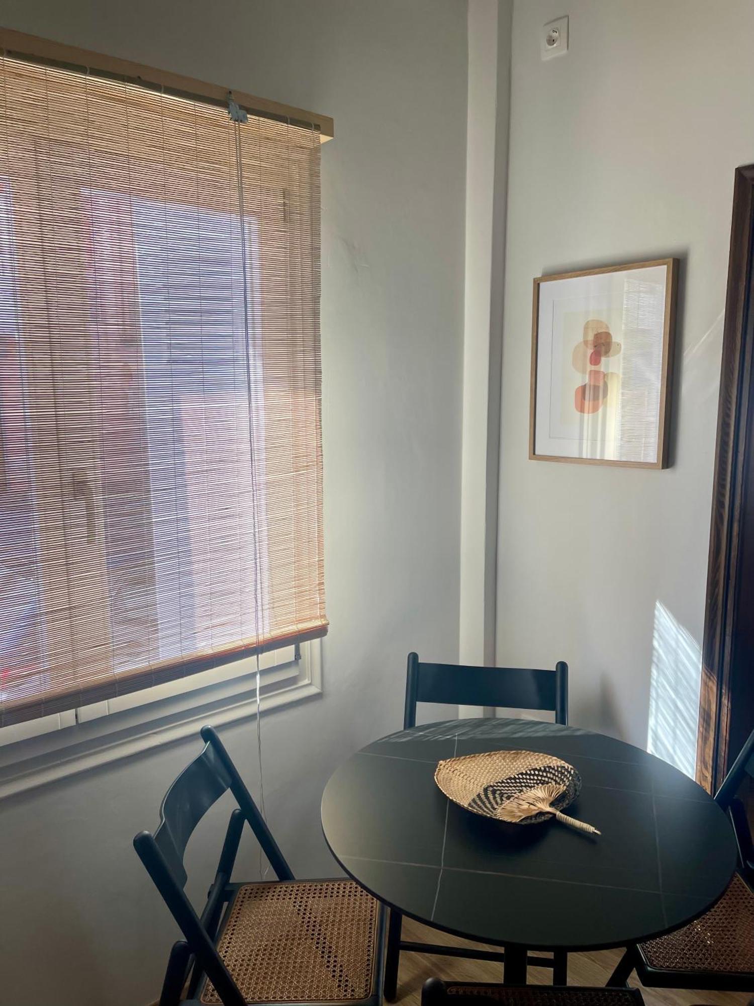 Stella'S Petite Boite Apartment Rafína Екстериор снимка